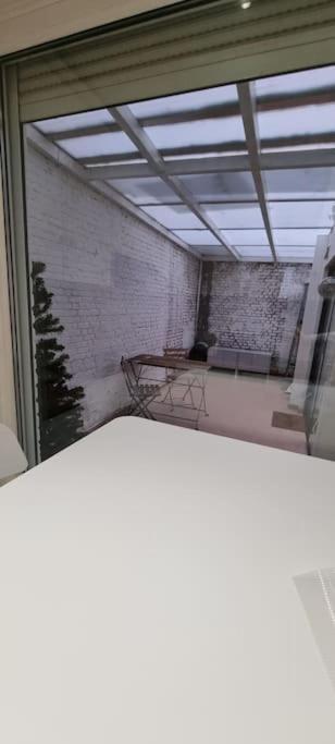 Worker's - 2 Bedrooms & Court Yard - Smooth Apartment Antwerp