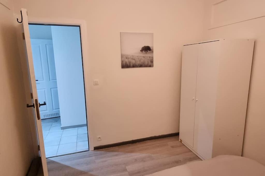Apartment Worker's - 2 Bedrooms & Court Yard - Smooth Antwerp