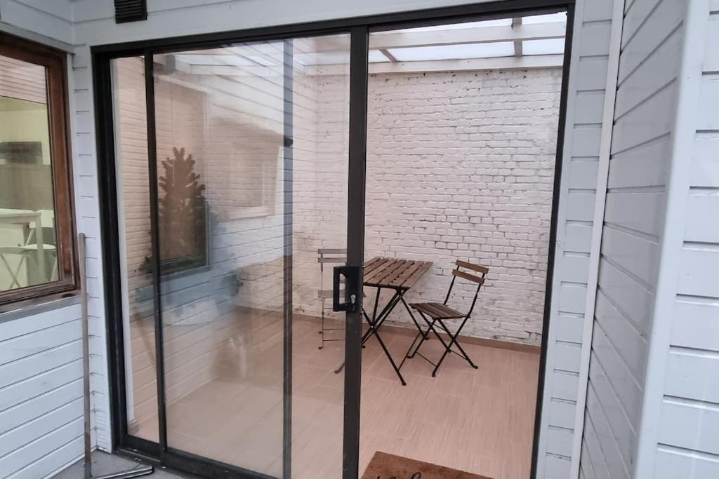Apartment Worker's - 2 Bedrooms & Court Yard - Smooth Antwerp