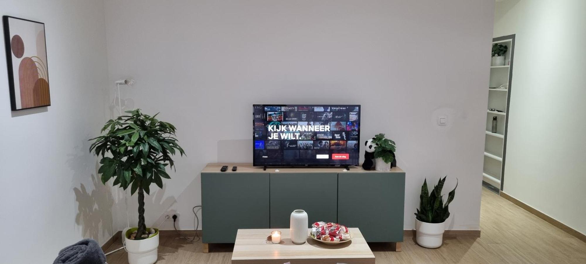 Worker's - 2 Bedrooms & Court Yard - Smooth Apartment Antwerp