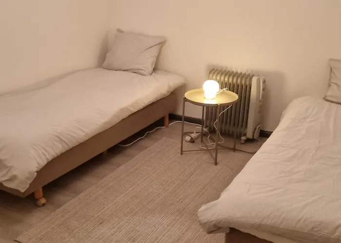 Worker\'S Lodge - 2 Bedrooms & Court Yard - Antwerp Smooth Stays